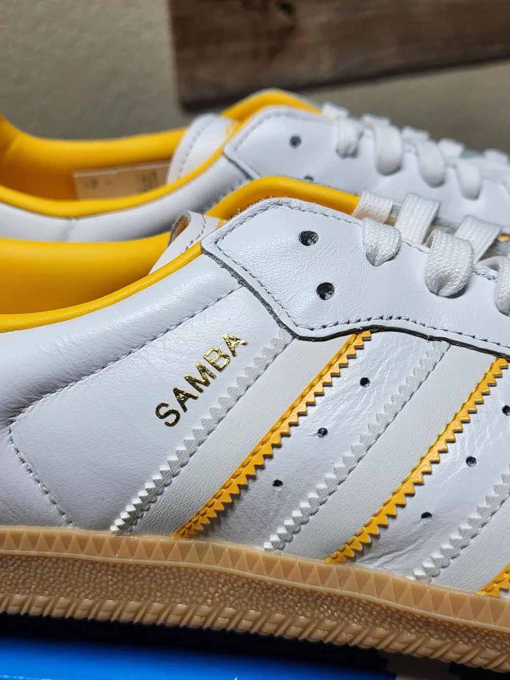 *NEW* Adidas Samba OG White Crew Yellow Gum Shoes Size Men’s 9.5 Women’s 10.5